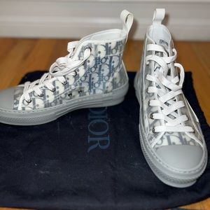 Gray Dior Hightop sneakers